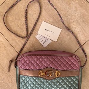 Gucci Laminated Nappa Trapuntata Small Zumi Shoulder Bag Rosa Lago Rame